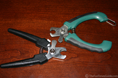 claw-scissor-type-nail-trimmers.jpg