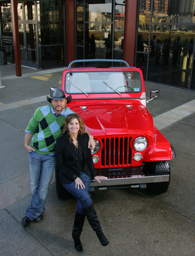 tim-mcgraw-faith-hill-red-jeep.jpg