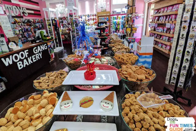 A look inside the Woof Gang Bakery in Savannah, Georgia. It's a reminder that homemade dog treats are much more affordable than gourmet dog treats that you can buy in pet shops!